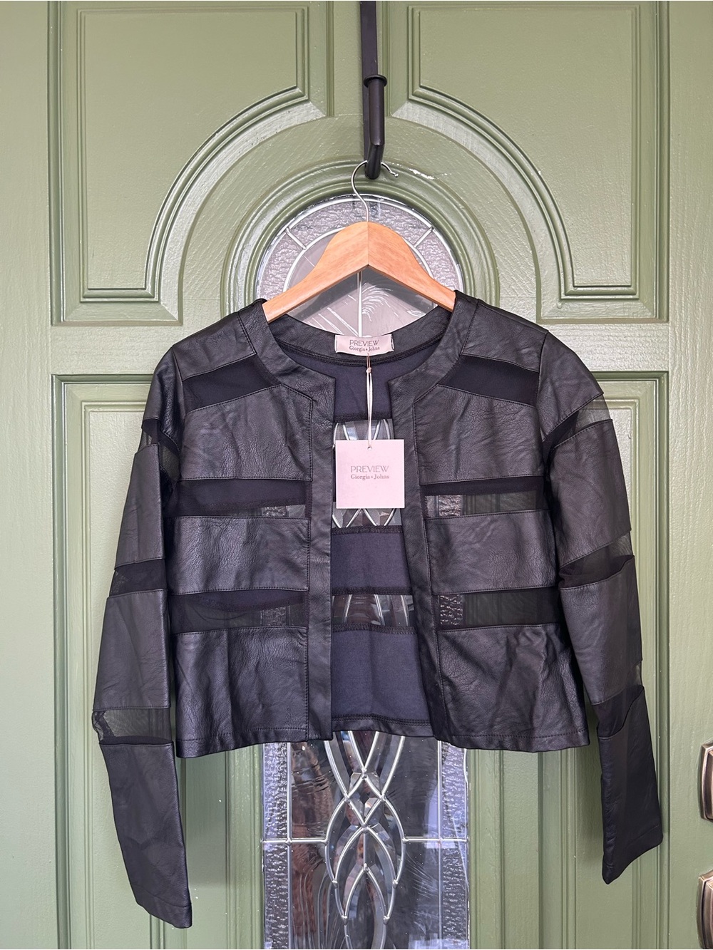 PREVIEW
Giorgia& Johns 
Cropped Black Sheer-Panel Jacket